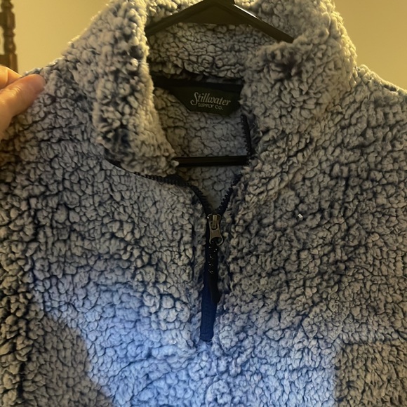 Size medium. Royal blue and white pullover. Smoke free home. - Picture 2 of 3